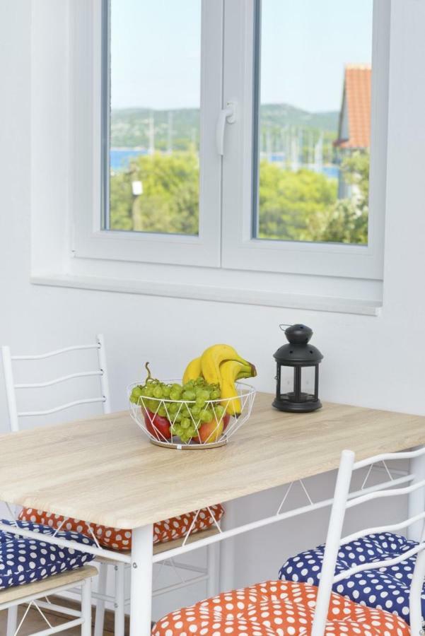 Apartment Dragana, Jezera, Island Murter Exteriér fotografie